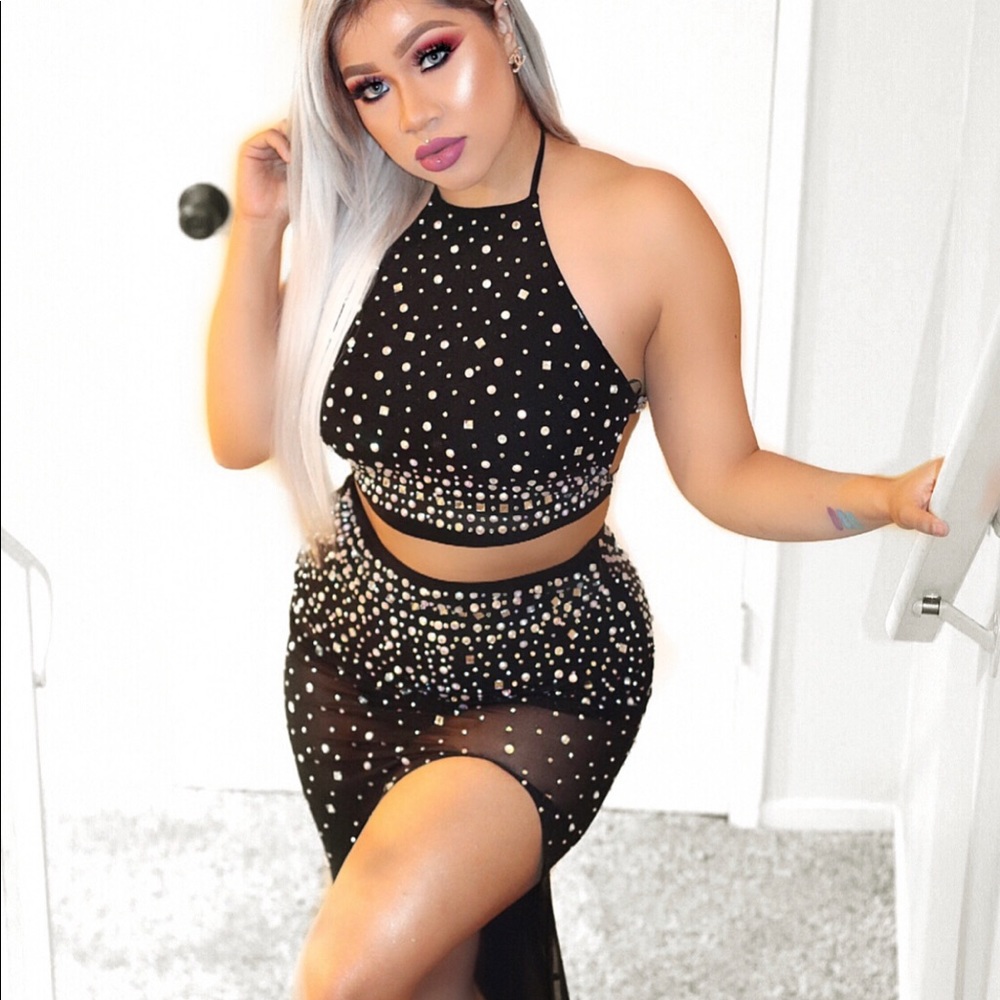 Two piece set only used  ones for the picture